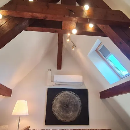 Avalon Iii Apartment